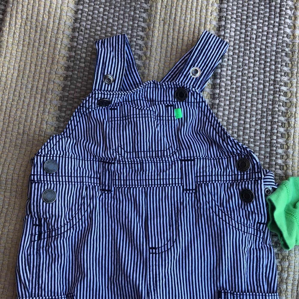 Overall set - Picture 3 of 5